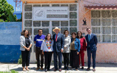 Embajador de Estados Unidos Ken Salazar y equipo de trabajo se reunieron con el Centro Fray Julián Garcés e integrantes de la academia